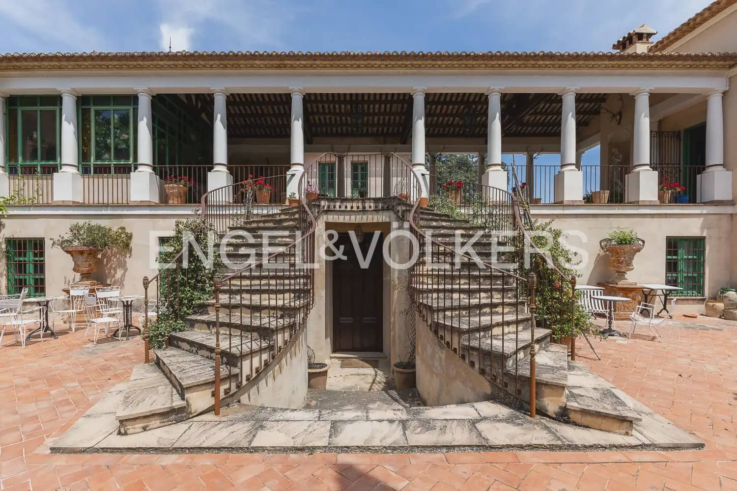 15 slaapkamer Finca/Landhuis te koop in Alcoleja met zwembad garage - € 3.500.000 (Ref: 9898204)