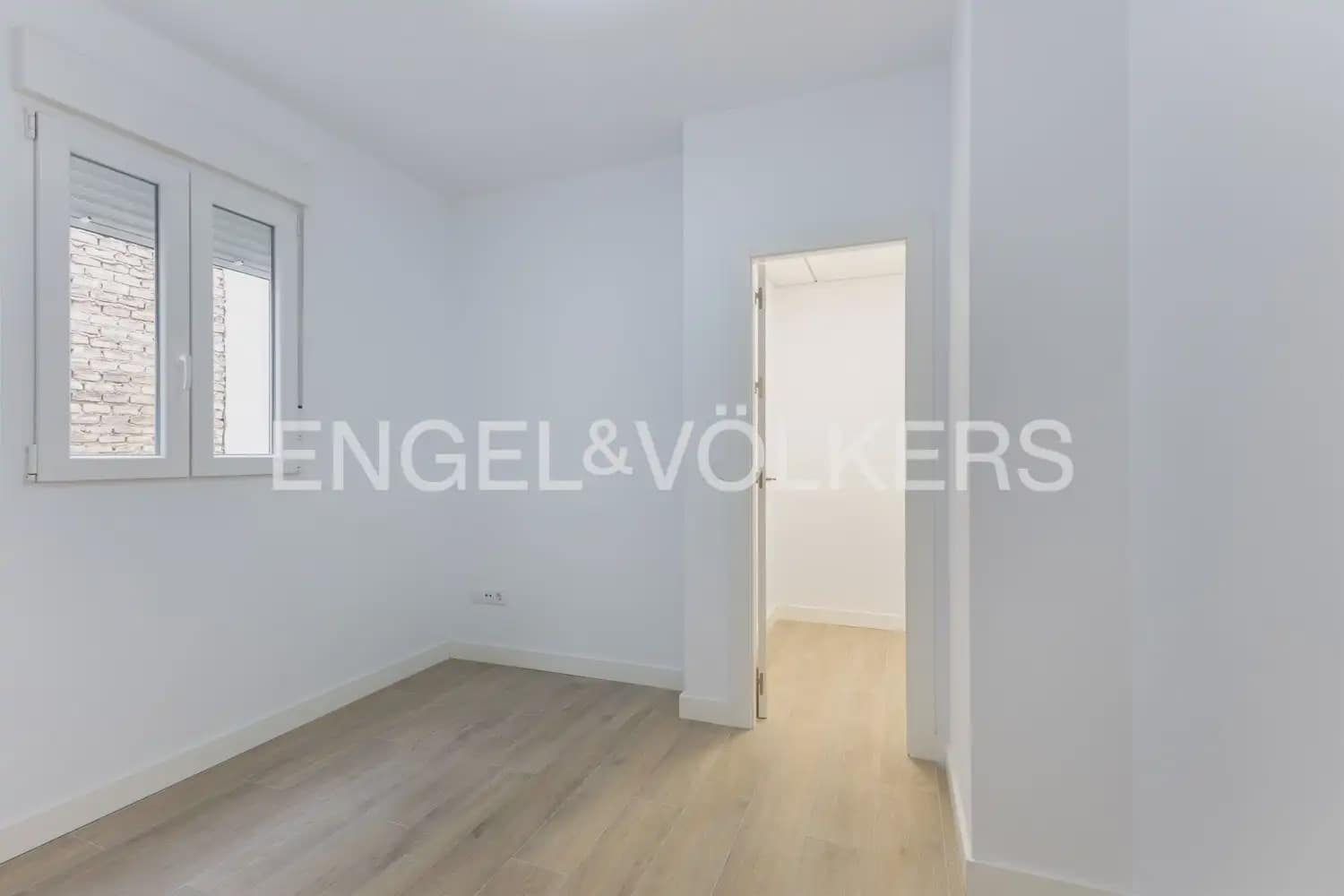 4 bedroom Penthouse for rent in Valencia city - € 4,500 (Ref: 9898205)