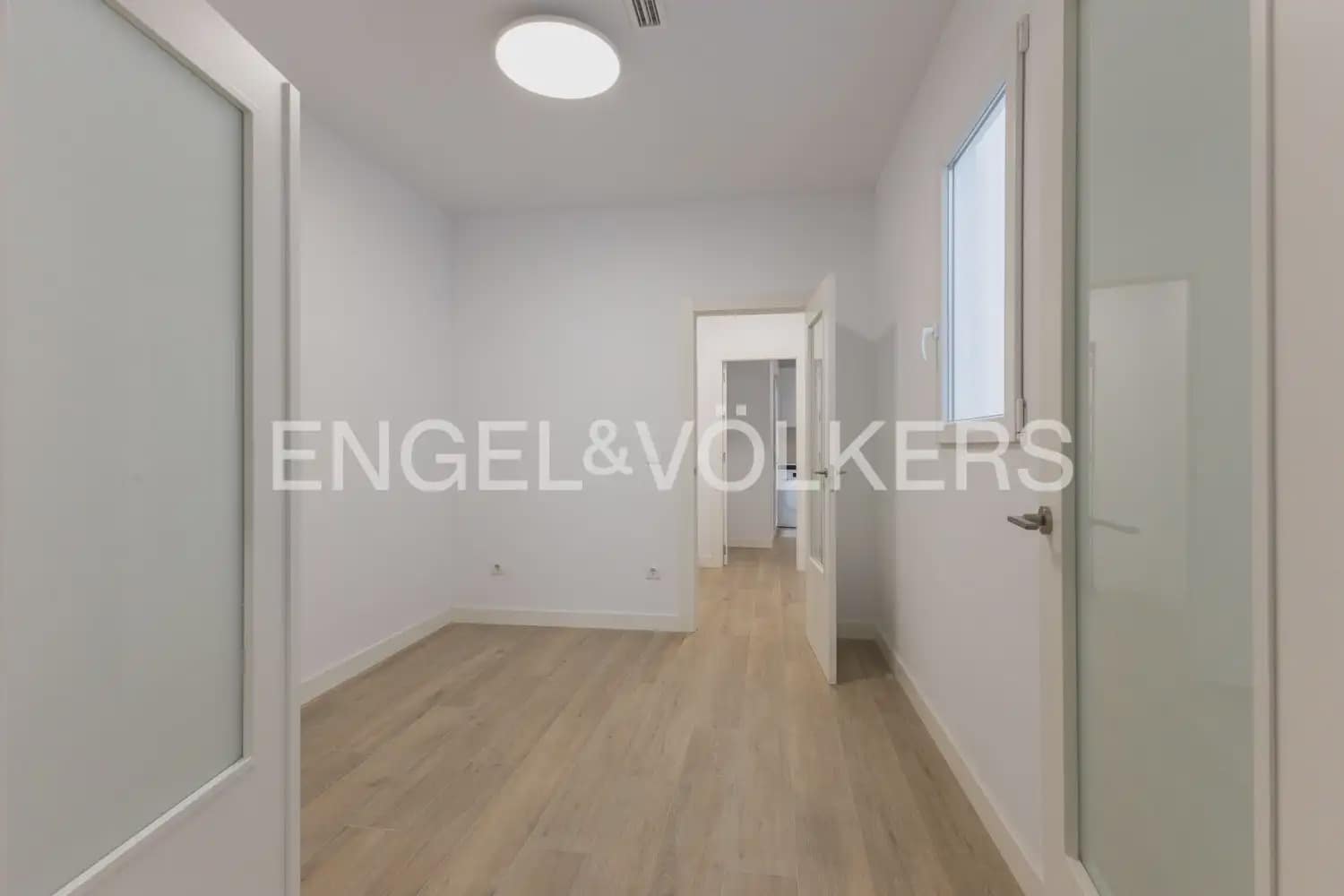 4 bedroom Penthouse for rent in Valencia city - € 4,500 (Ref: 9898205)