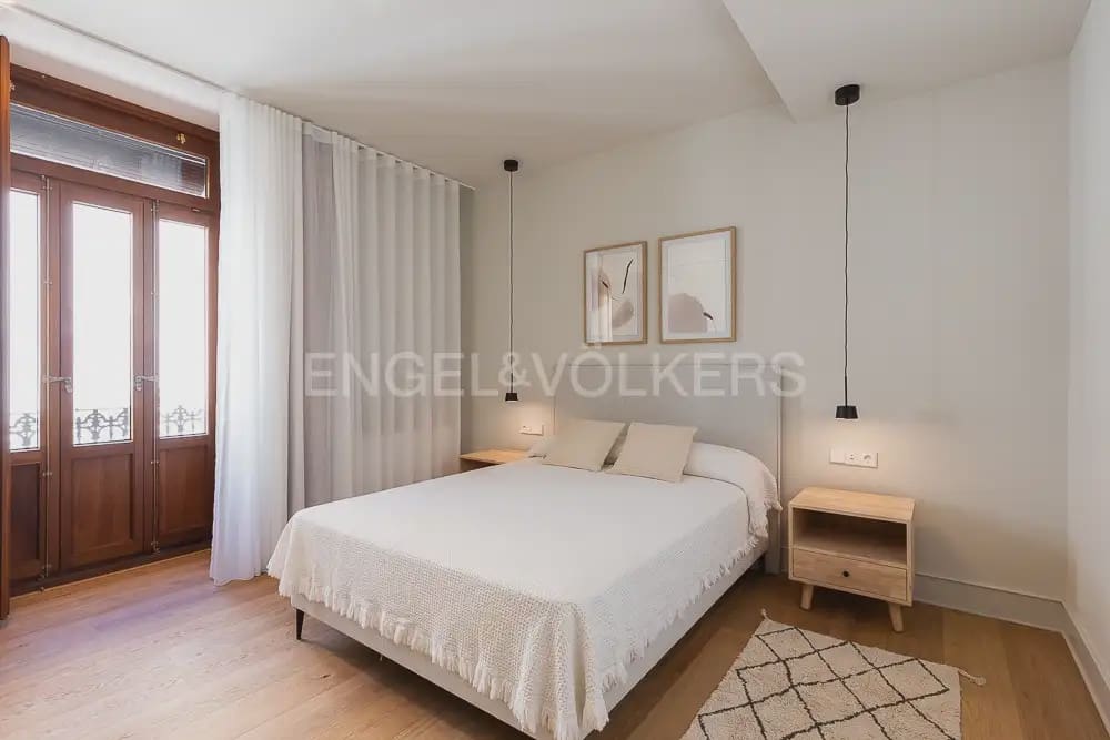 4 Zimmer Penthouse zu vermieten in Valencia Stadt - 10.000 € (Ref: 9898207)