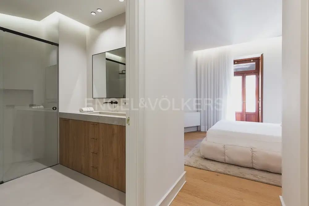 4 Zimmer Penthouse zu vermieten in Valencia Stadt - 10.000 € (Ref: 9898207)