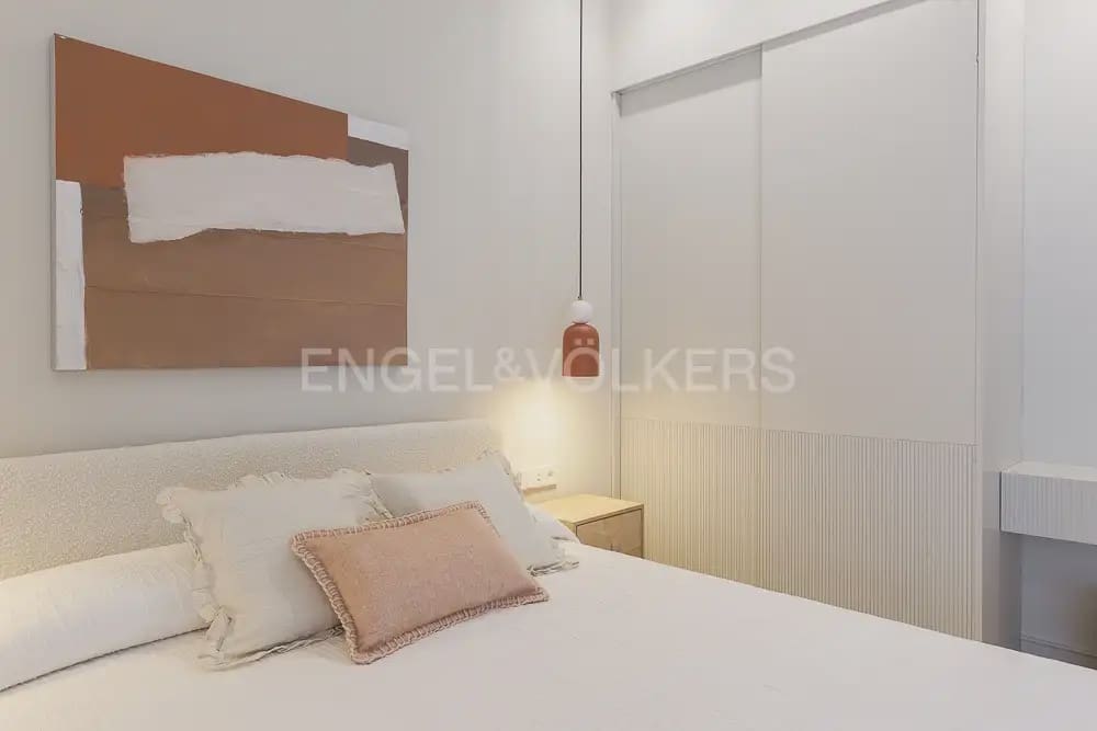 4 Zimmer Penthouse zu vermieten in Valencia Stadt - 10.000 € (Ref: 9898207)