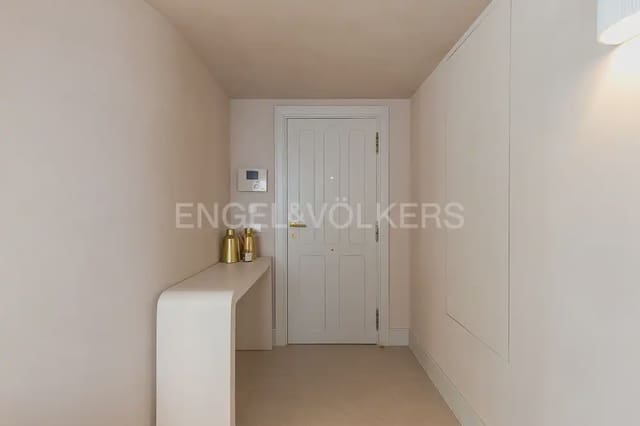4 sovrum Takvåning att hyra i La Seu, Valencia stad - 10 000 € (Ref: 9898207)