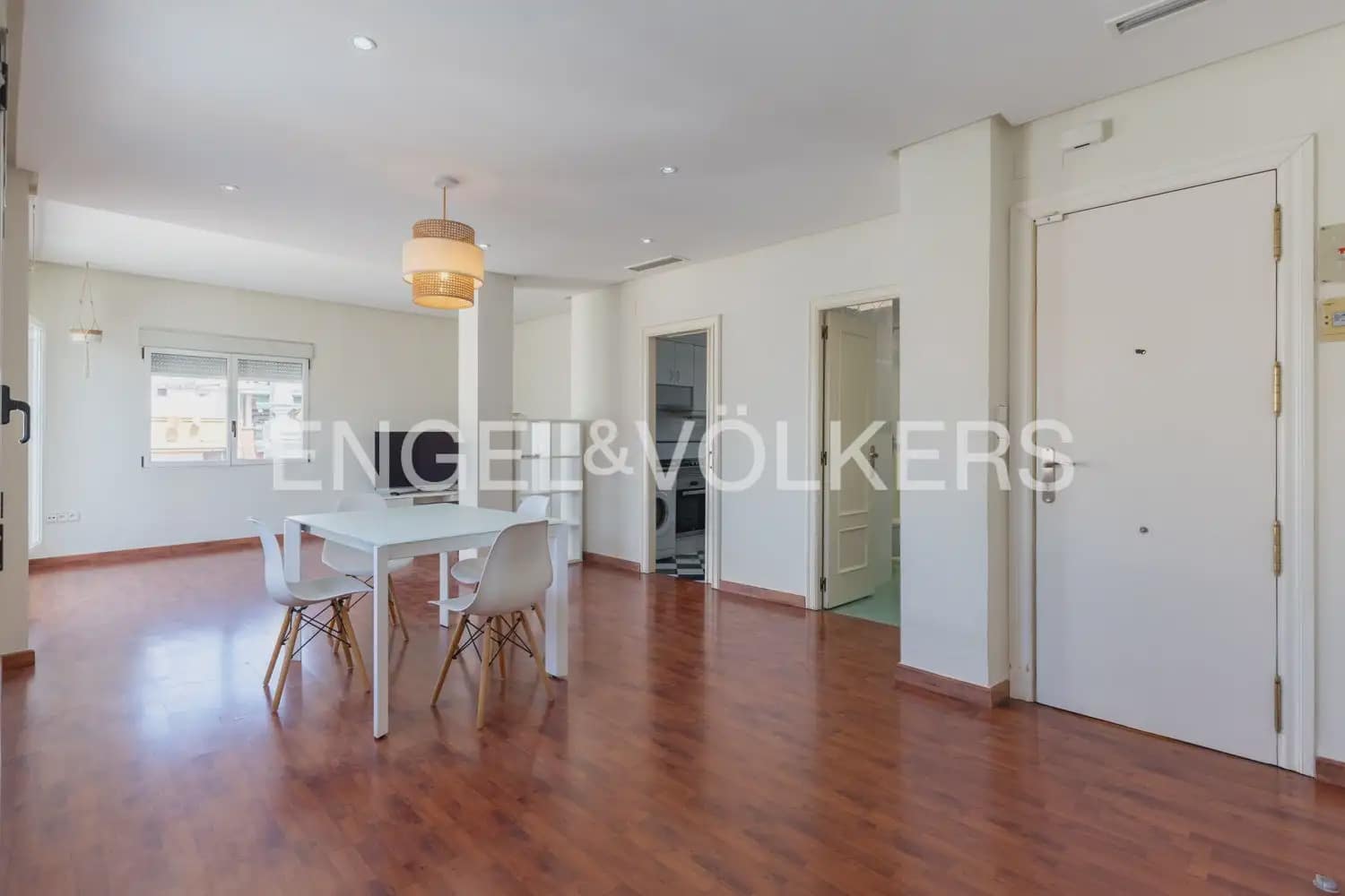 3 makuuhuone Kattohuoneisto vuokrattavana paikassa Valencia kaupunki - 2 300 € (Ref: 9898208)