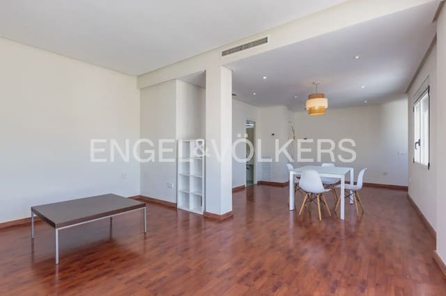 3 makuuhuone Kattohuoneisto vuokrattavana paikassa Mont-Olivet, Valencia kaupunki - 2 300 € (Ref: 9898208)