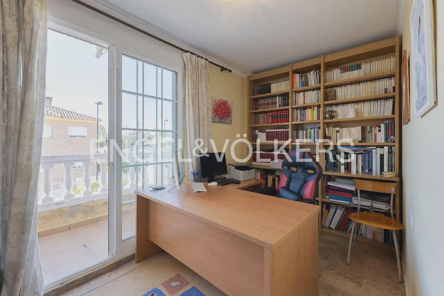 4 bedroom Villa for sale in Torrent with garage - € 659,000 (Ref: 9898209)