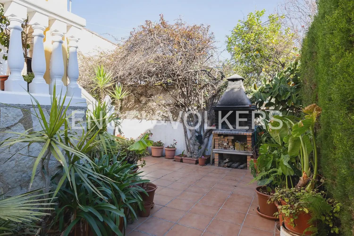 4 bedroom Villa for sale in Torrent with garage - € 659,000 (Ref: 9898209)
