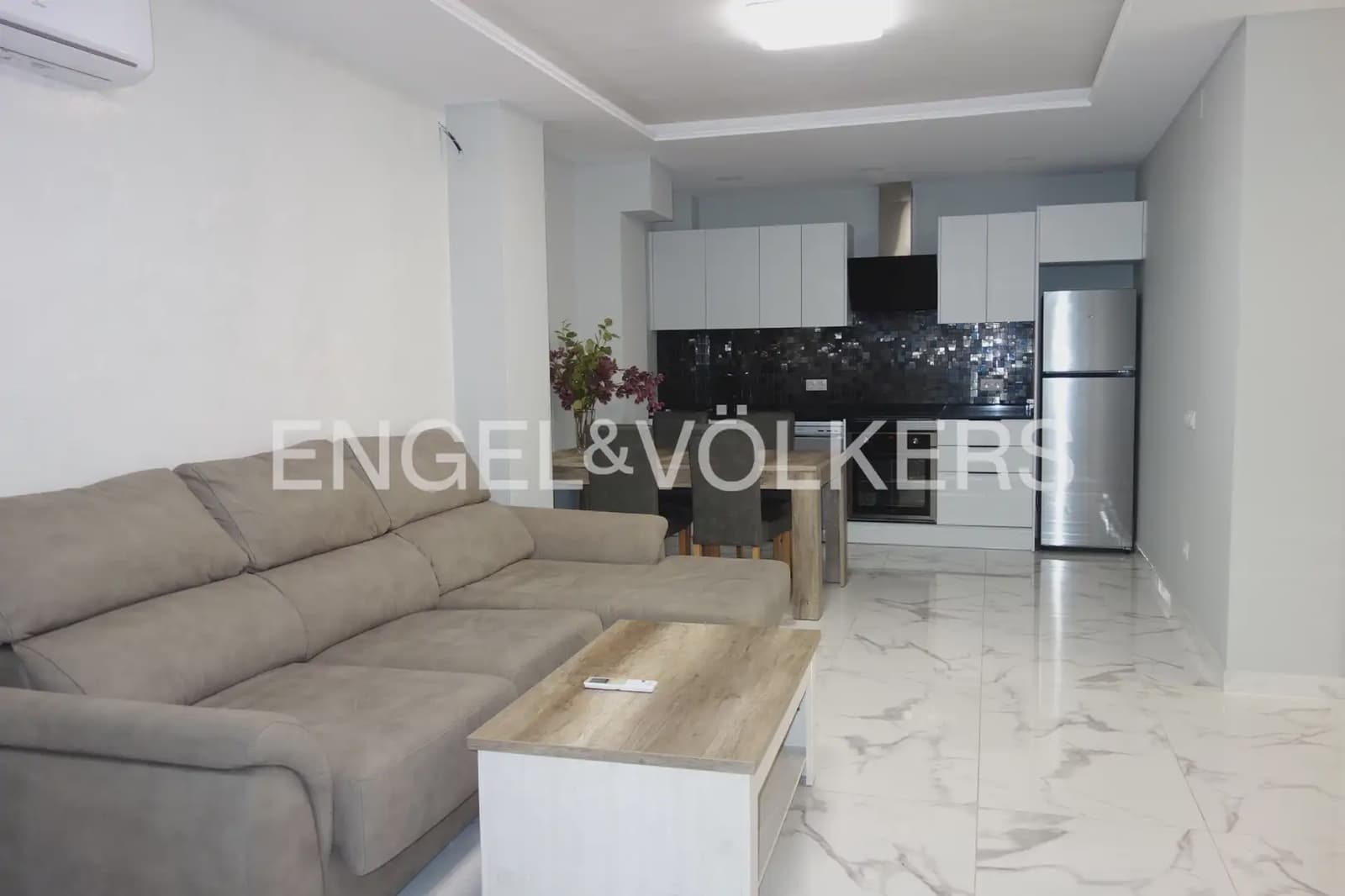2 quarto Apartamento para arrendar em Valencia cidade - 1 750 € (Ref: 9898211)