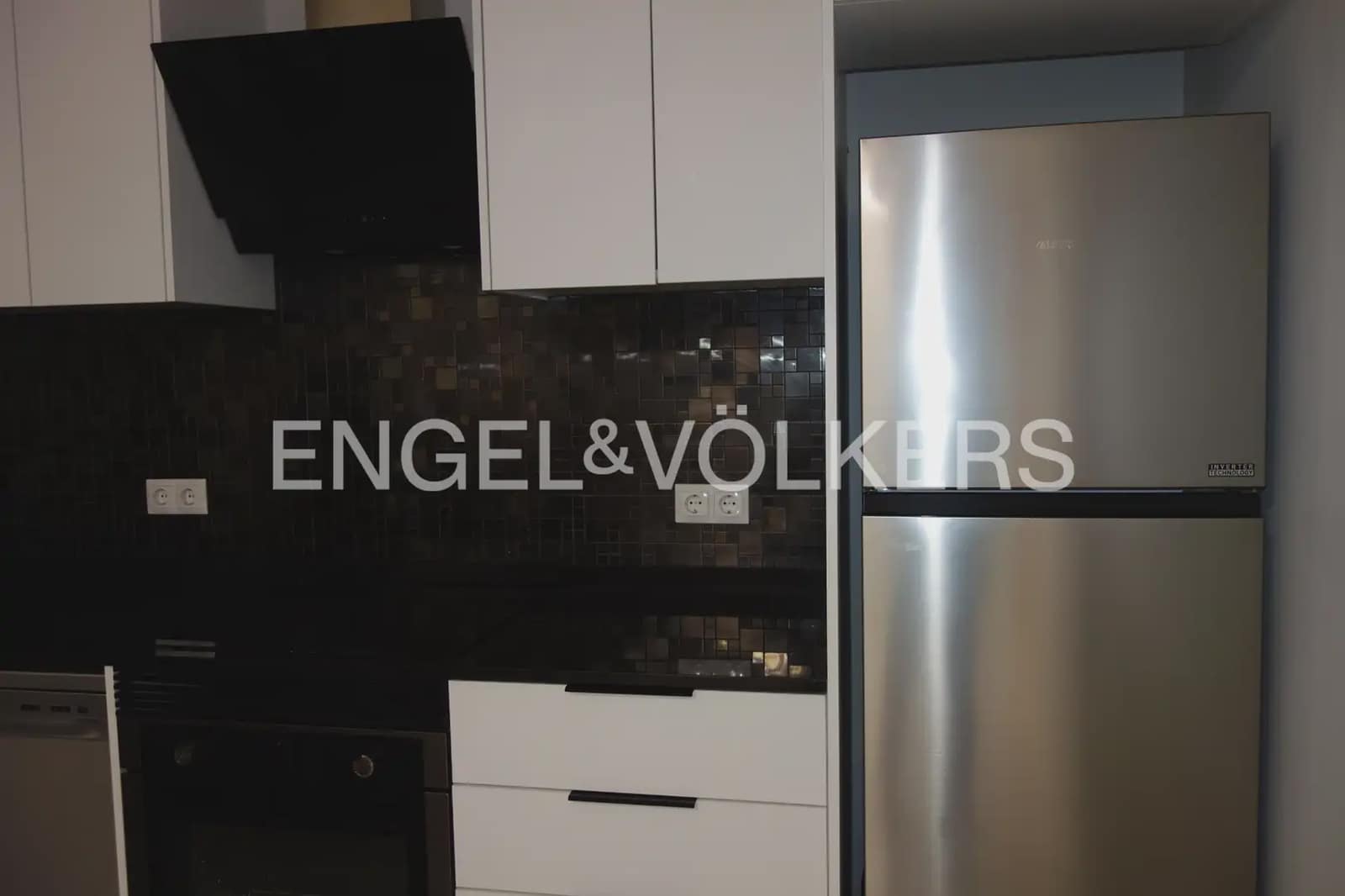 2 quarto Apartamento para arrendar em Valencia cidade - 1 750 € (Ref: 9898211)