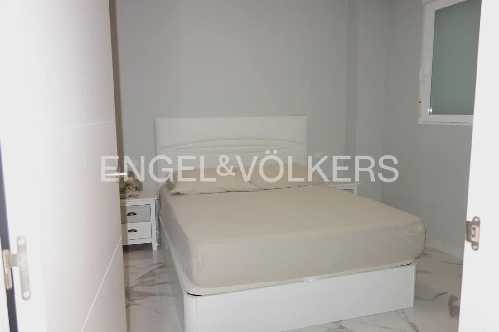 2 quarto Apartamento para arrendar em Valencia cidade - 1 750 € (Ref: 9898211)