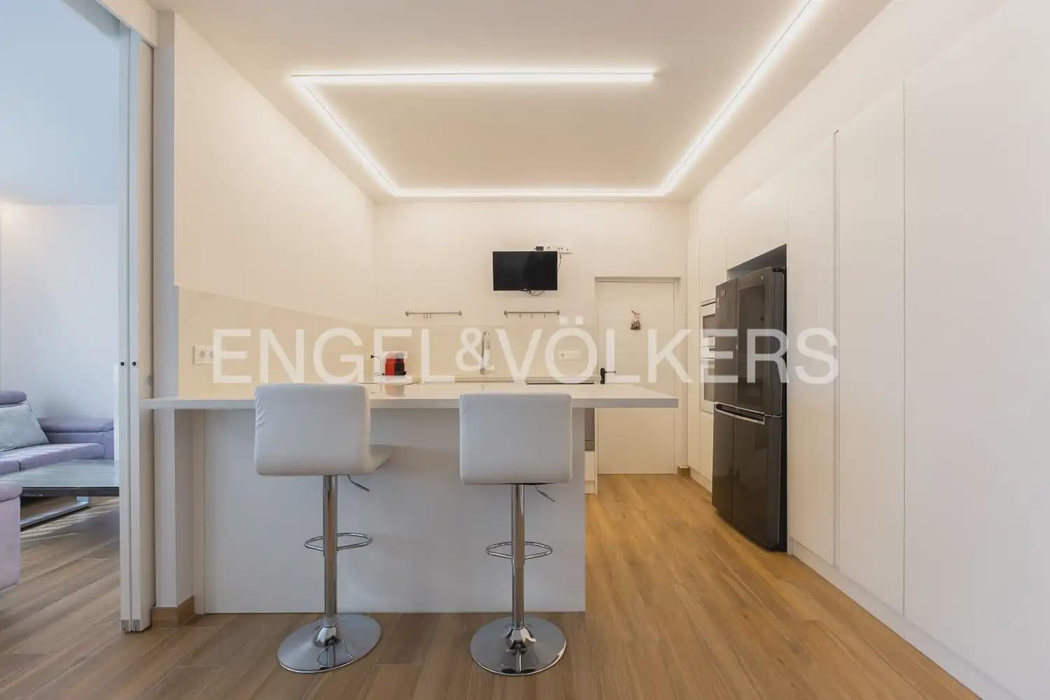 3 bedroom Villa for sale in Benifaio with garage - € 695,000 (Ref: 9898212)