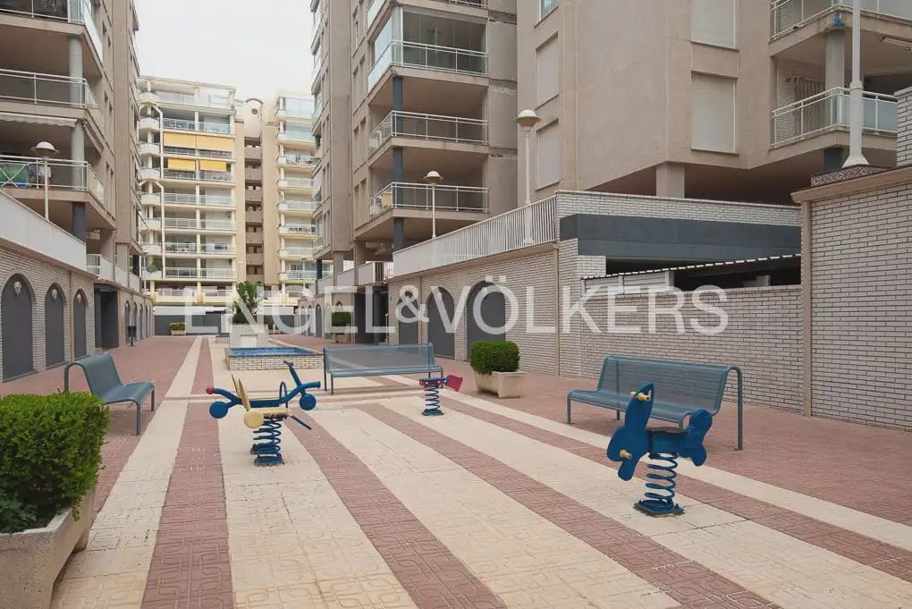 Ático de 2 habitaciones en Peñíscola en venta con piscina garaje - 390.000 € (Ref: 9898215)