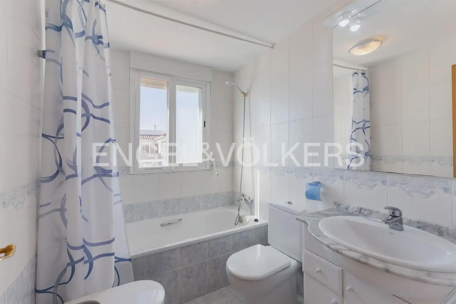 Ático de 2 habitaciones en Peñíscola en venta con piscina garaje - 390.000 € (Ref: 9898215)
