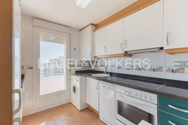 Ático de 2 habitaciones en Peñíscola en venta con piscina garaje - 390.000 € (Ref: 9898215)