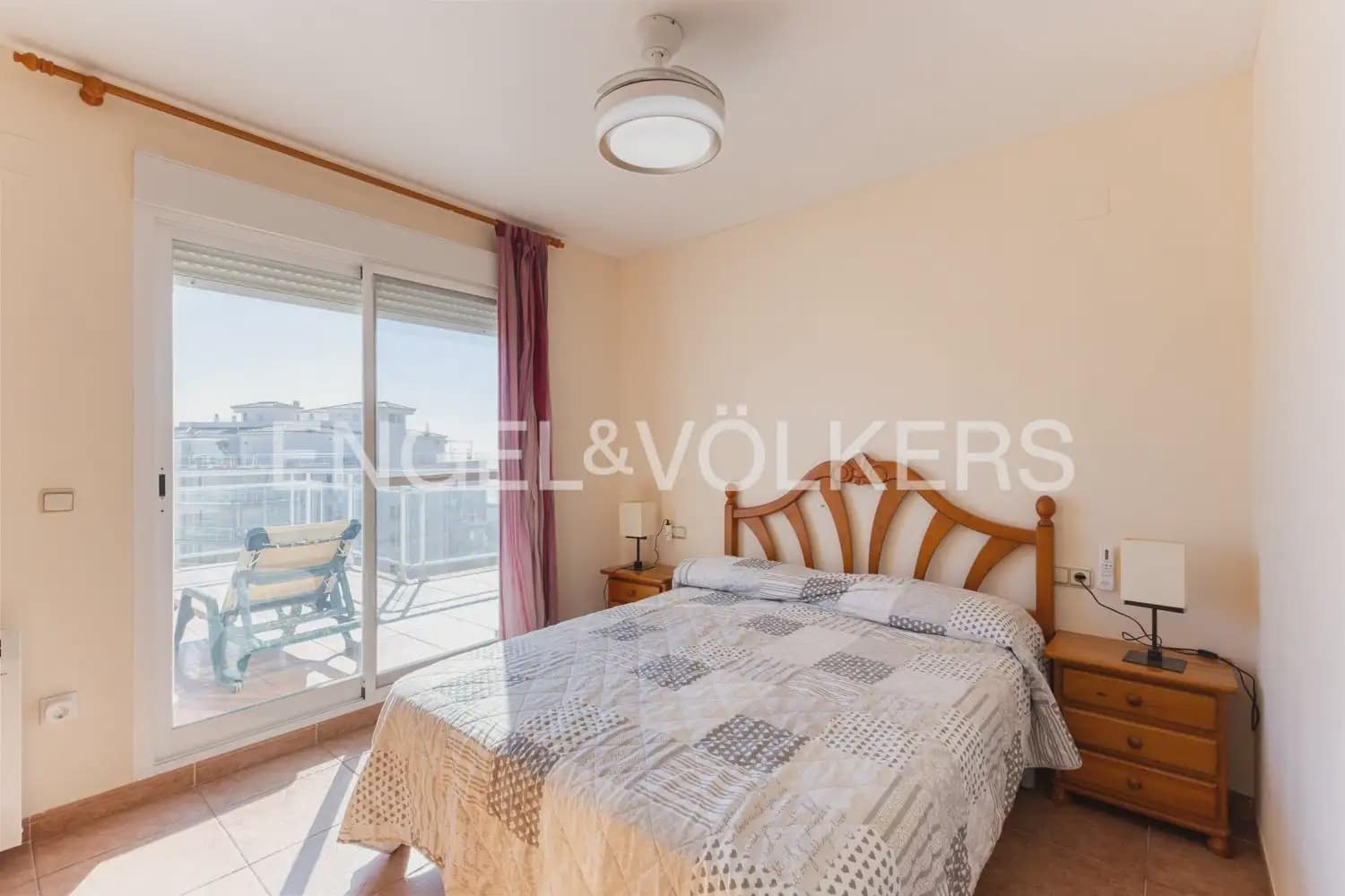 Ático de 2 habitaciones en Peñíscola en venta con piscina garaje - 390.000 € (Ref: 9898215)