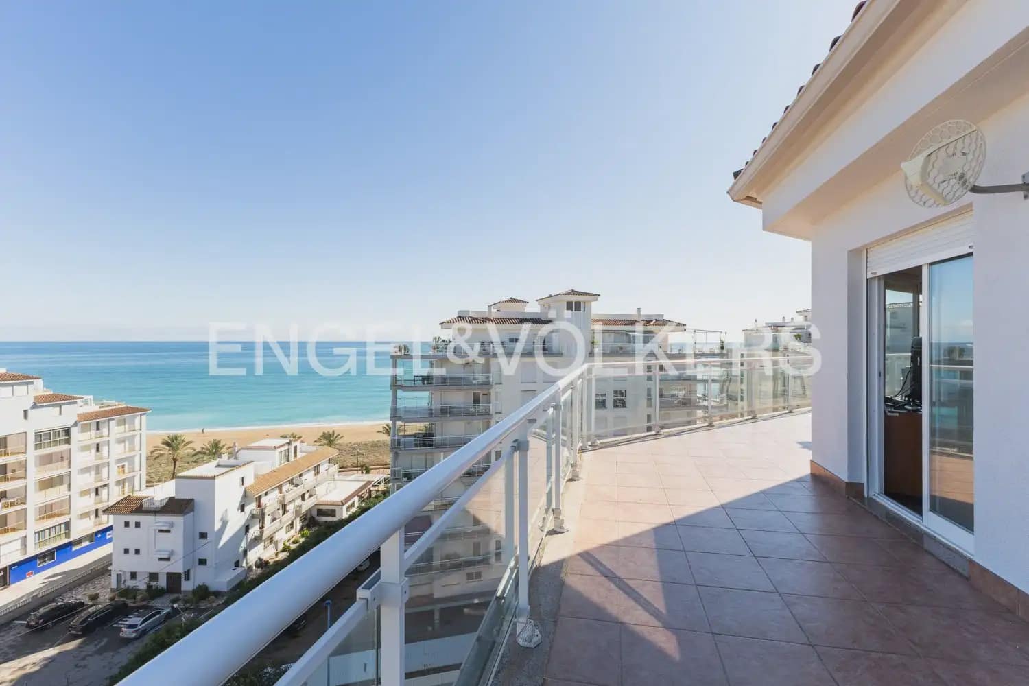 Ático de 2 habitaciones en Peñíscola en venta con piscina garaje - 390.000 € (Ref: 9898215)