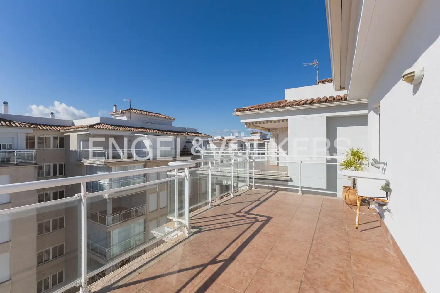 Ático de 2 habitaciones en Peñíscola en venta con piscina garaje - 390.000 € (Ref: 9898215)
