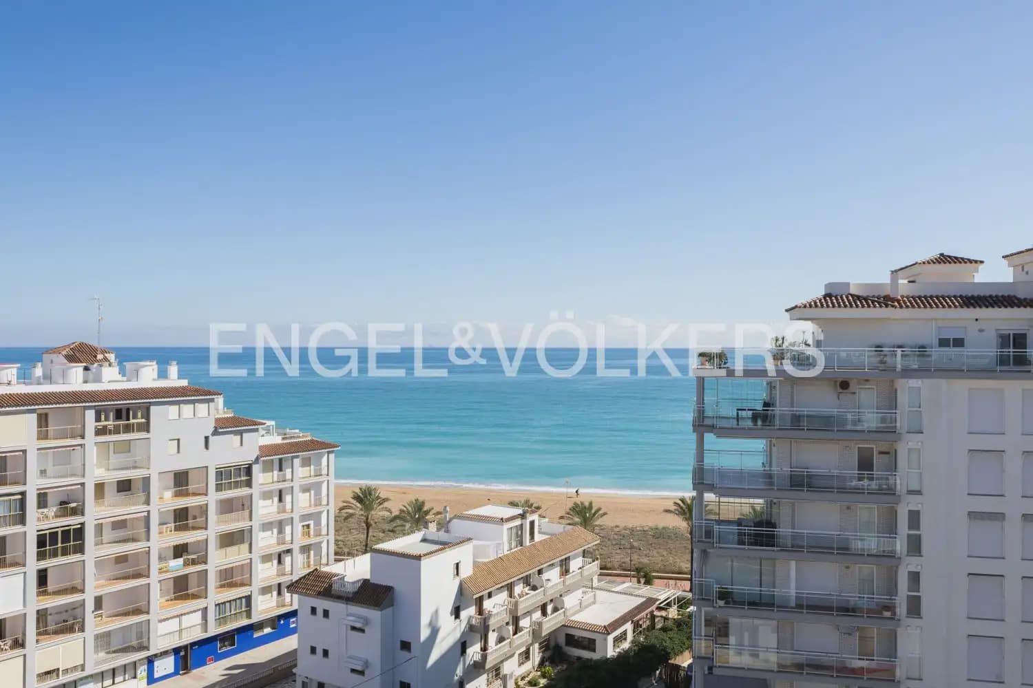 Ático de 2 habitaciones en Peñíscola en venta con piscina garaje - 390.000 € (Ref: 9898215)