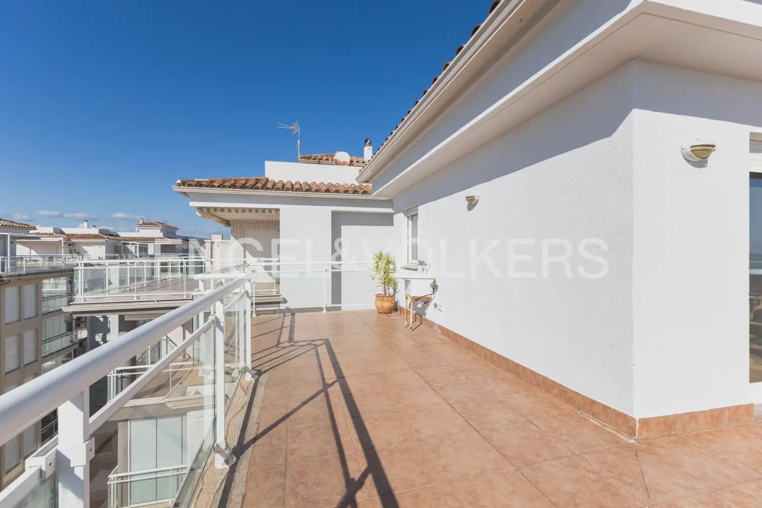 Ático de 2 habitaciones en Peñíscola en venta con piscina garaje - 390.000 € (Ref: 9898215)