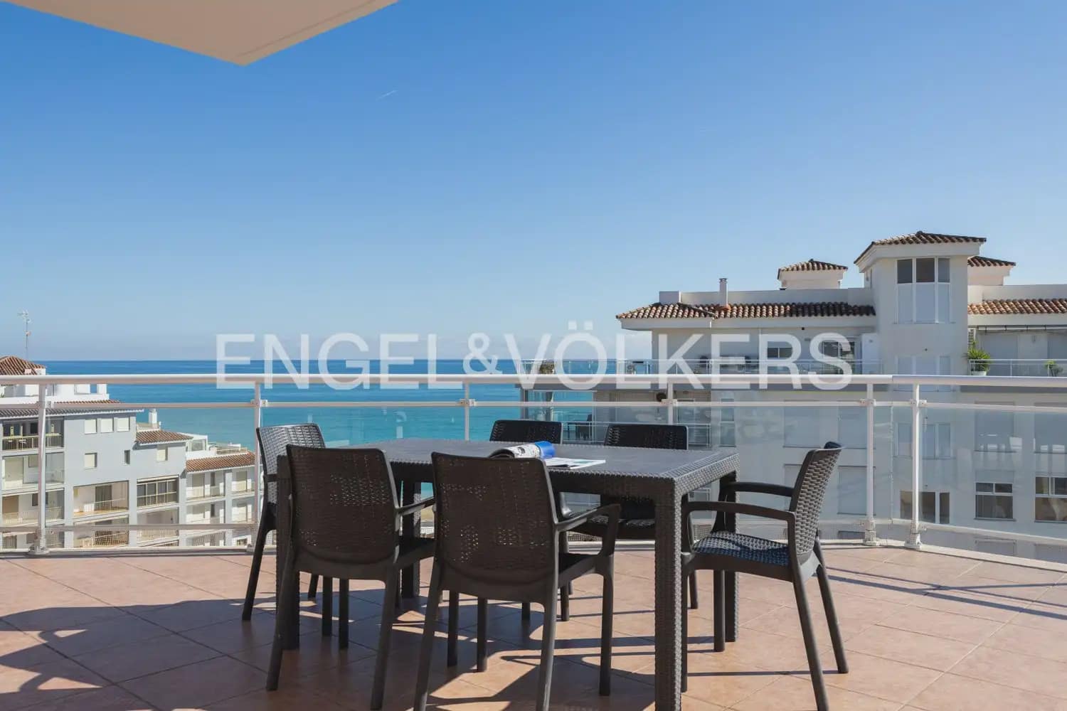 Ático de 2 habitaciones en Peñíscola en venta con piscina garaje - 390.000 € (Ref: 9898215)