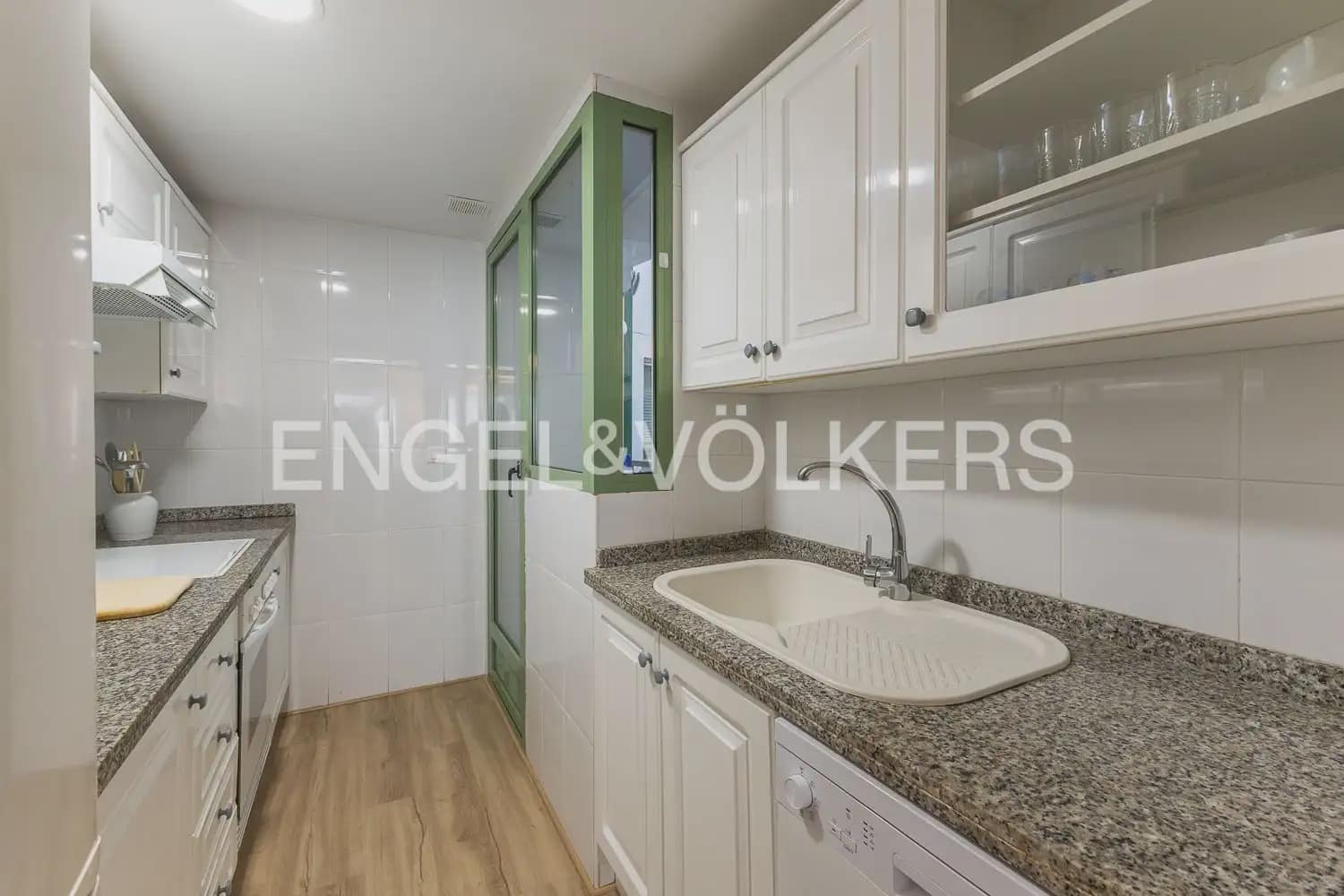 Apartamento de 2 habitaciones en Alboraya / Alboraia en alquiler con piscina - 2.000 € (Ref: 9898216)