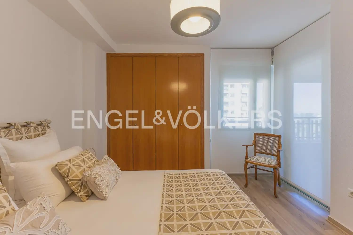 Apartamento de 2 habitaciones en Alboraya / Alboraia en alquiler con piscina - 2.000 € (Ref: 9898216)