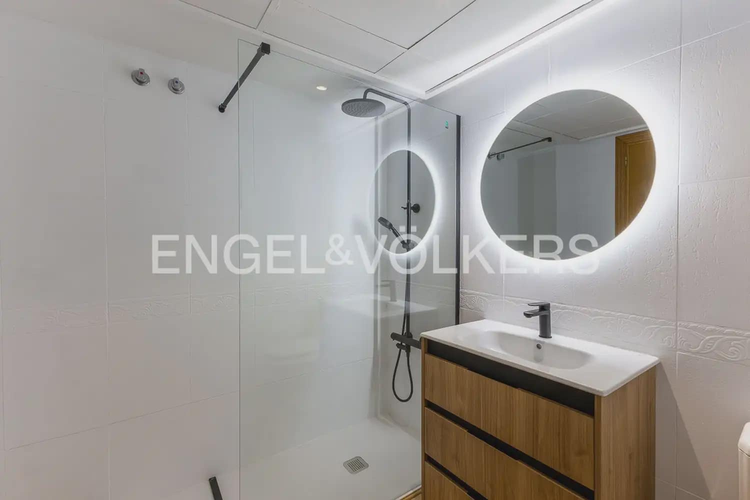 Apartamento de 2 habitaciones en Alboraya / Alboraia en alquiler con piscina - 2.000 € (Ref: 9898216)
