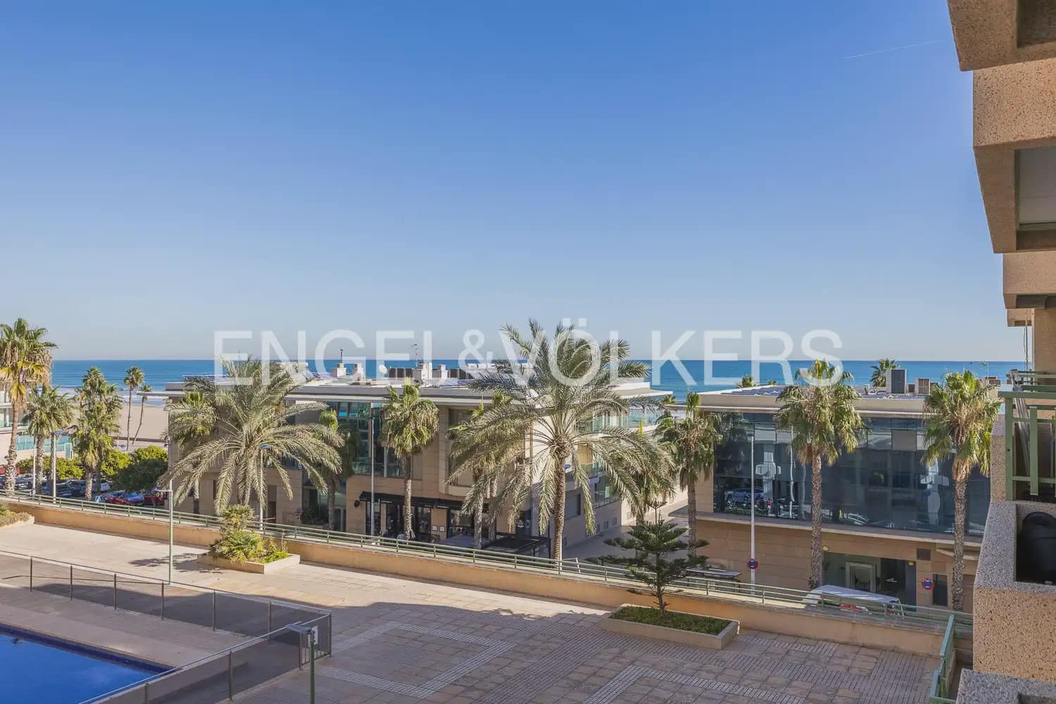 Apartamento de 2 habitaciones en Alboraya / Alboraia en alquiler con piscina - 2.000 € (Ref: 9898216)