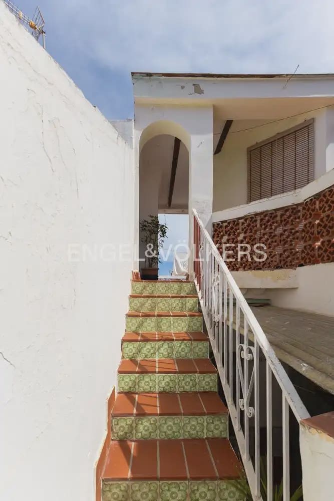 3 makuuhuone Omakotitalo myytävänä paikassa Denia - 425 000 € (Ref: 9898218)