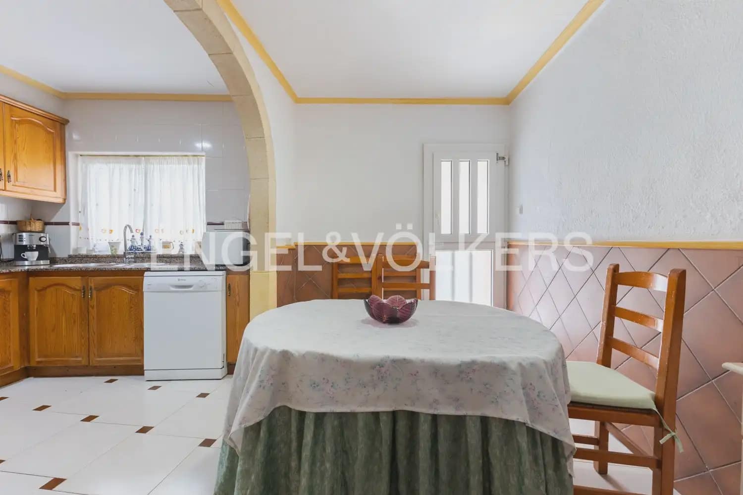 3 makuuhuone Omakotitalo myytävänä paikassa Denia - 425 000 € (Ref: 9898218)