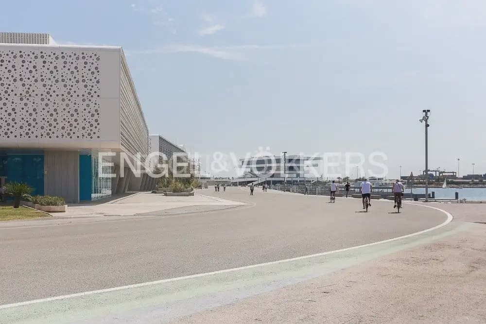 Lägenhet till salu i Valencia stad - 549 000 € (Ref: 9898220)