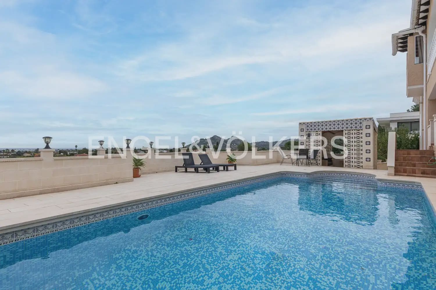 4 quarto Moradia para venda em Pedreguer com piscina garagem - 494 000 € (Ref: 9898221)