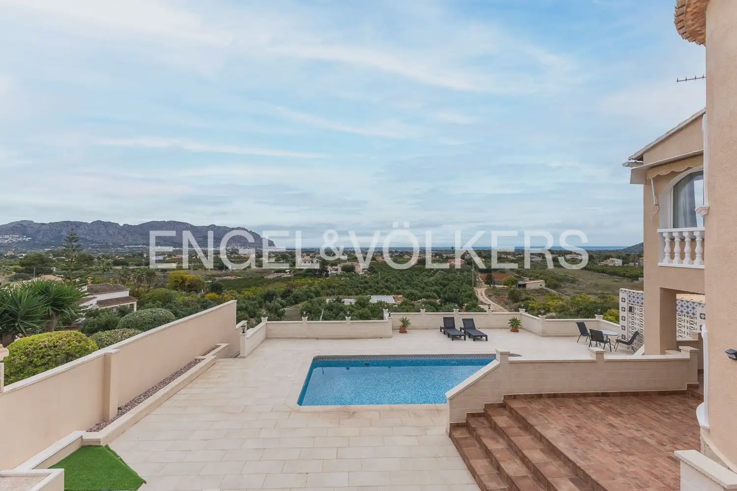 4 quarto Moradia para venda em Pedreguer com piscina garagem - 494 000 € (Ref: 9898221)