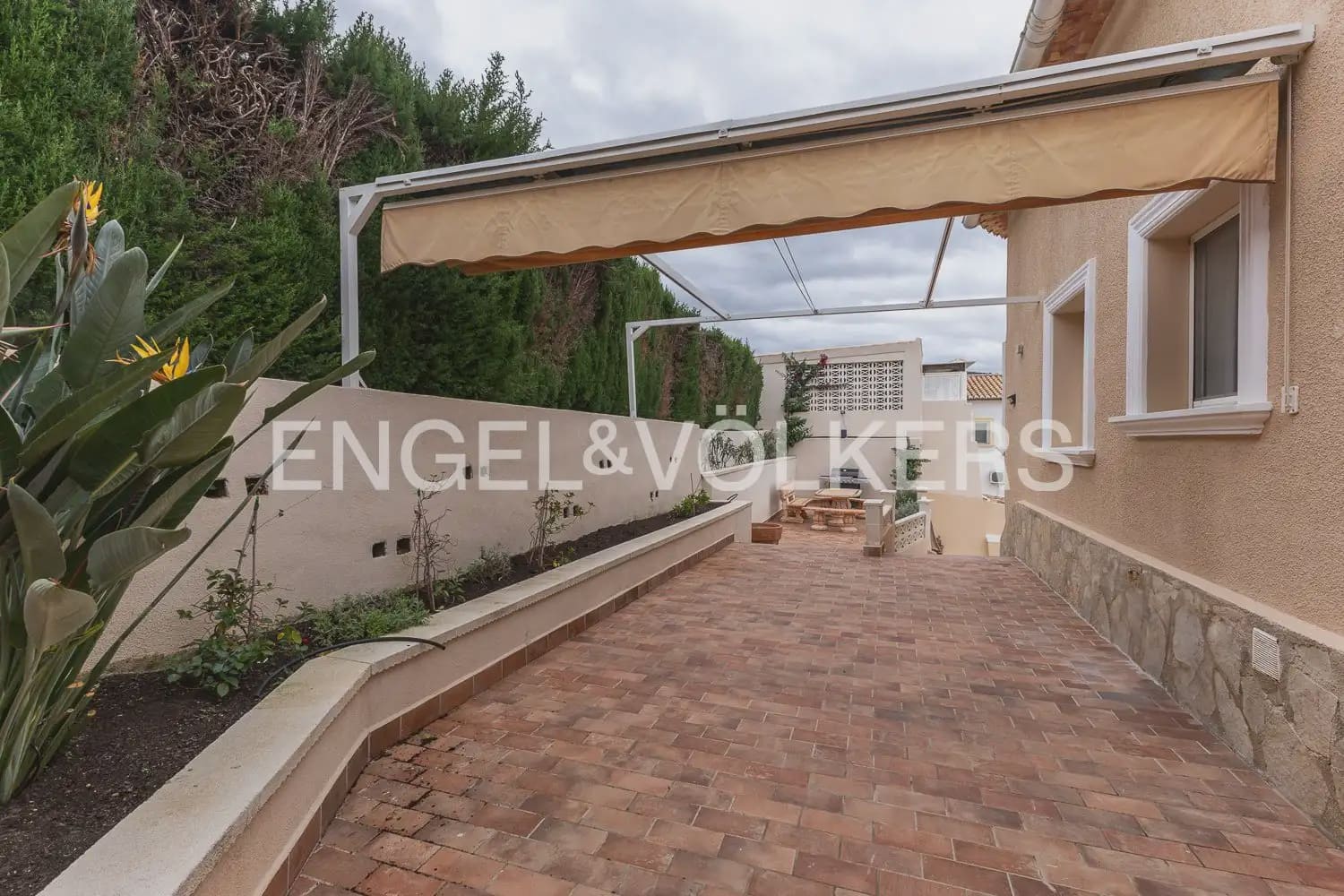 4 quarto Moradia para venda em Pedreguer com piscina garagem - 494 000 € (Ref: 9898221)