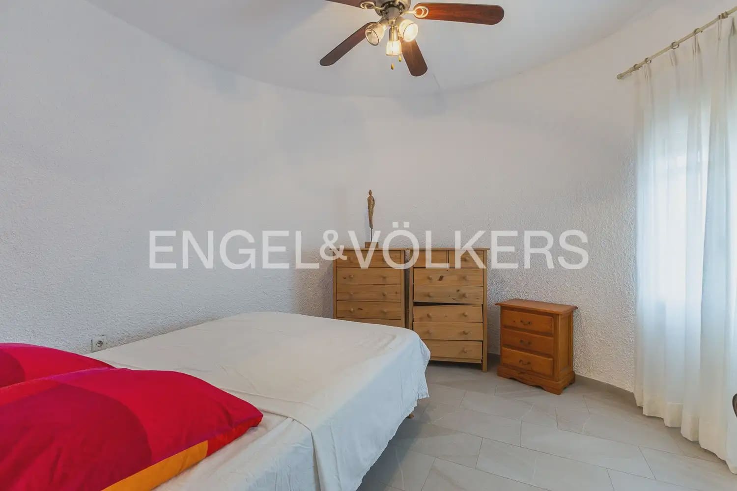 4 quarto Moradia para venda em Pedreguer com piscina garagem - 494 000 € (Ref: 9898221)