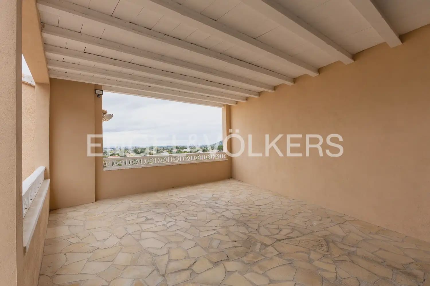 4 quarto Moradia para venda em Pedreguer com piscina garagem - 494 000 € (Ref: 9898221)