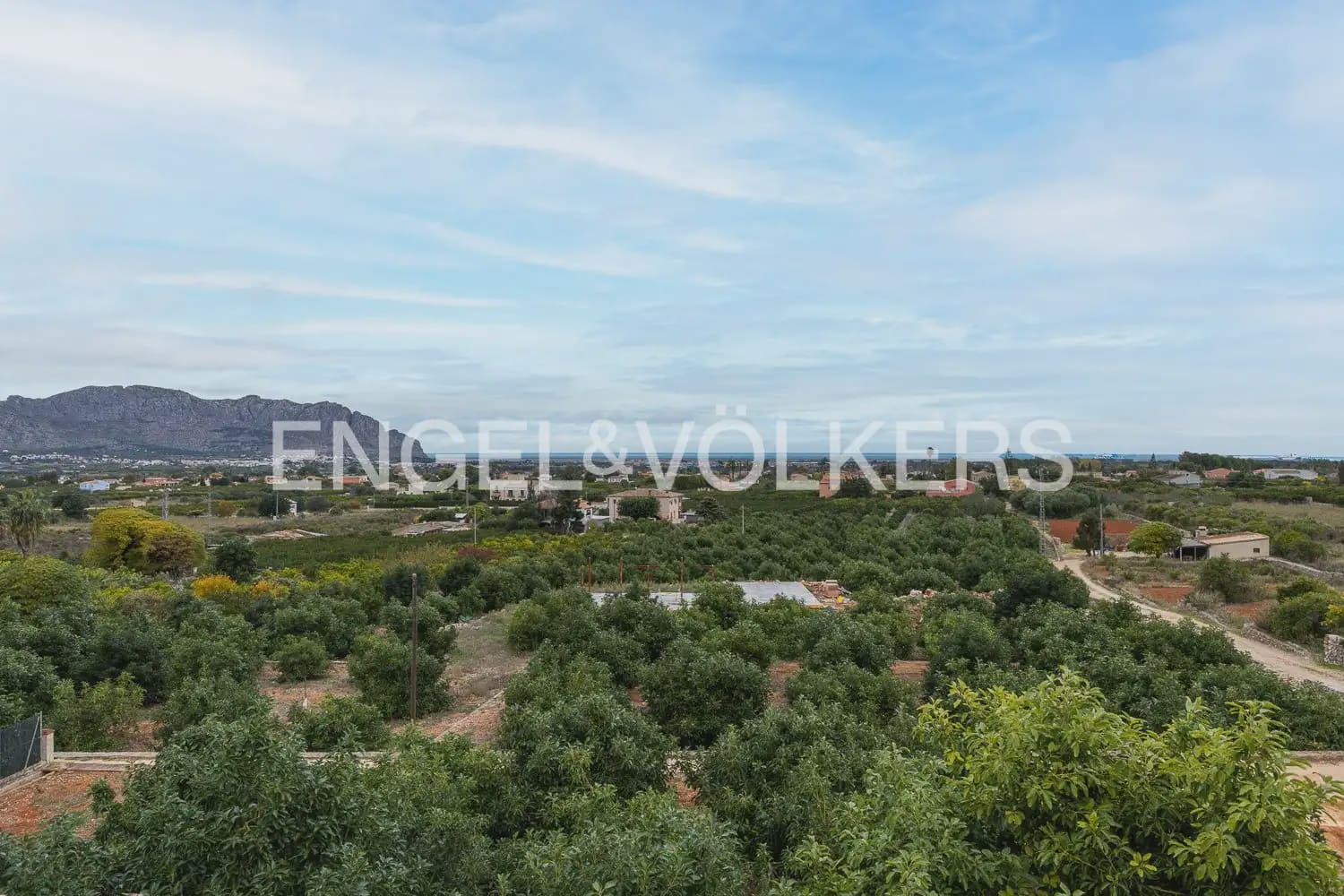 4 quarto Moradia para venda em Pedreguer com piscina garagem - 494 000 € (Ref: 9898221)