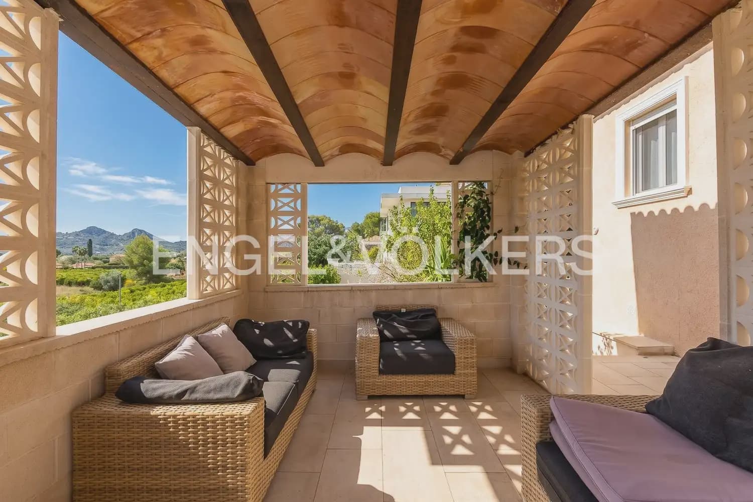4 soverom Villa til salgs i Pedreguer med svømmebasseng garasje - € 460 000 (Ref: 9898221)