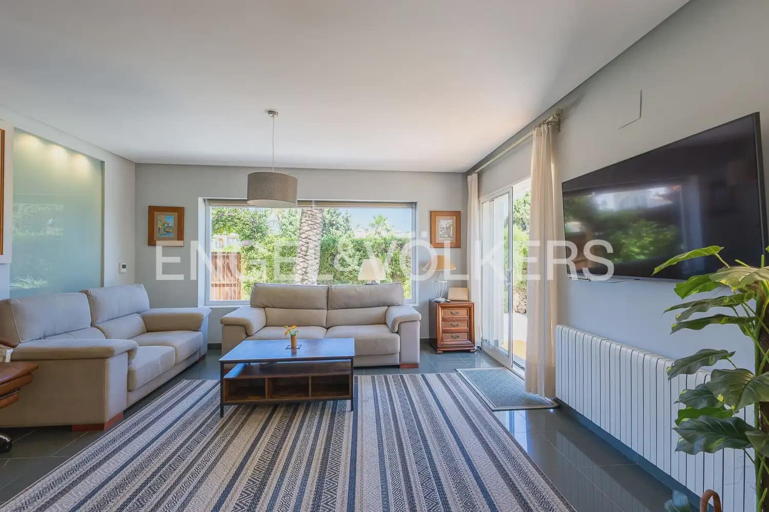 4 slaapkamer Villa te koop in Denia met zwembad garage - € 579.000 (Ref: 9898223)