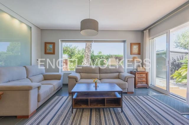 4 slaapkamer Villa te koop in Les Bassetes - El Marjal, Dénia met zwembad garage - € 579.000 (Ref: 9898223)