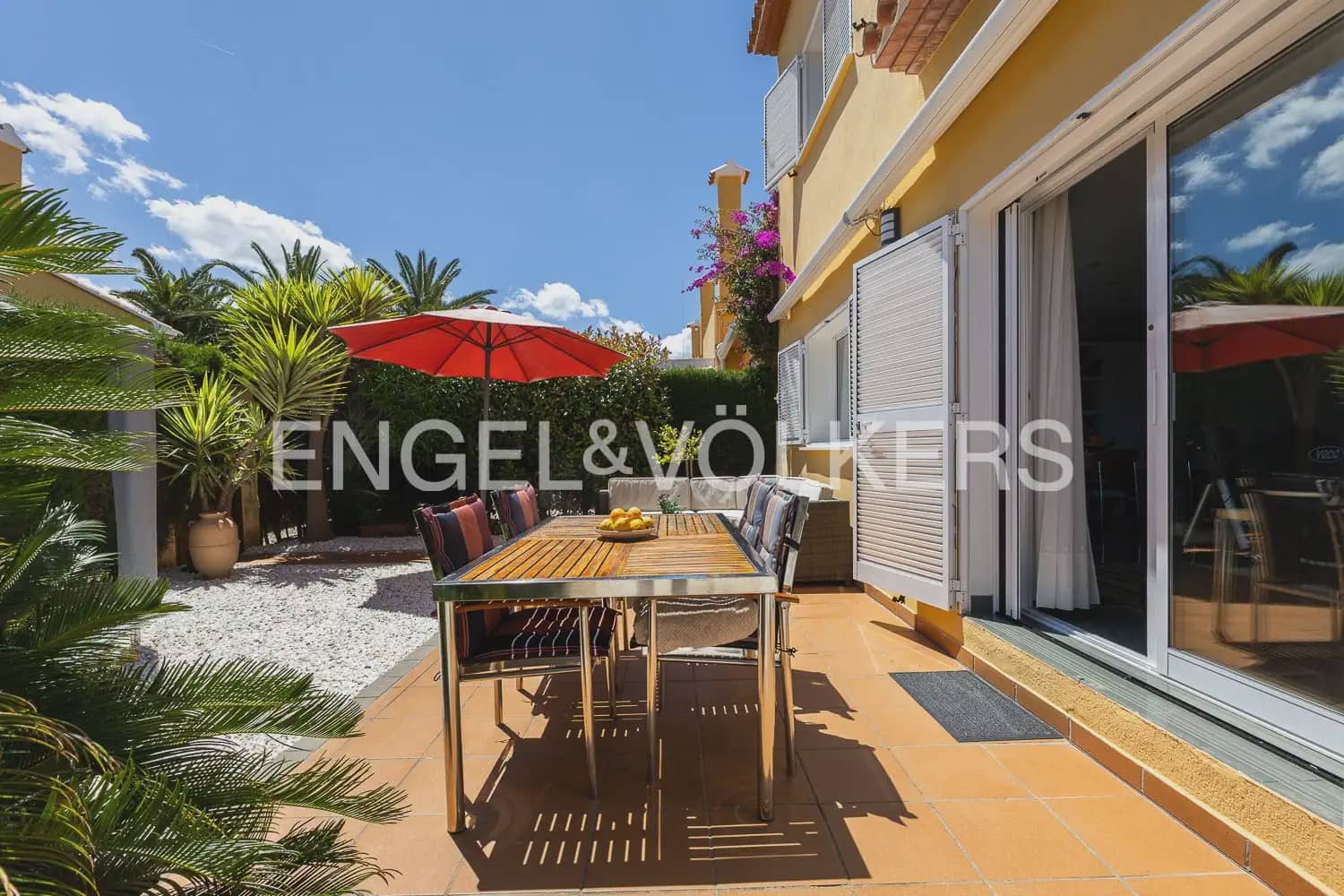 4 slaapkamer Villa te koop in Denia met zwembad garage - € 579.000 (Ref: 9898223)