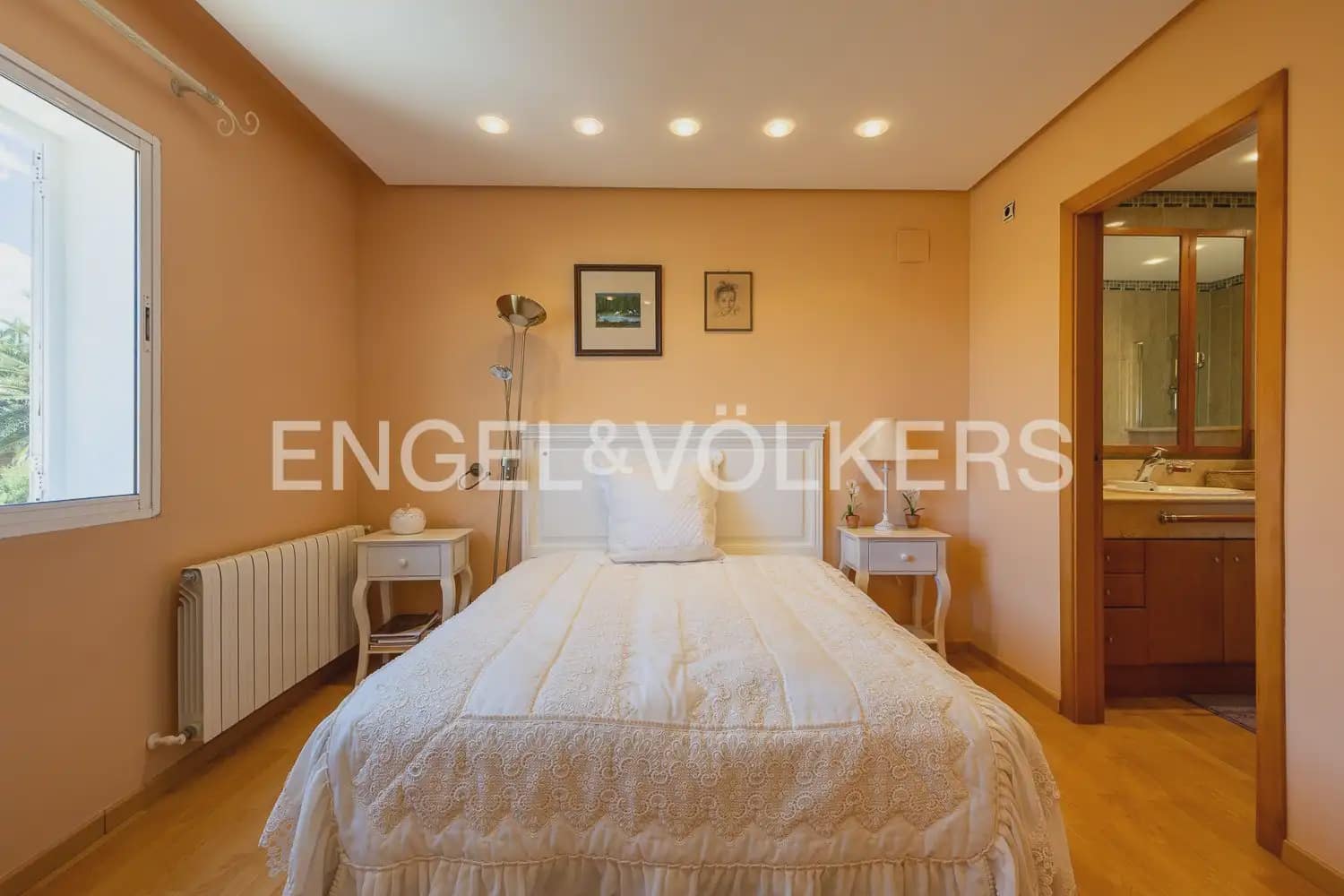 4 slaapkamer Villa te koop in Denia met zwembad garage - € 579.000 (Ref: 9898223)