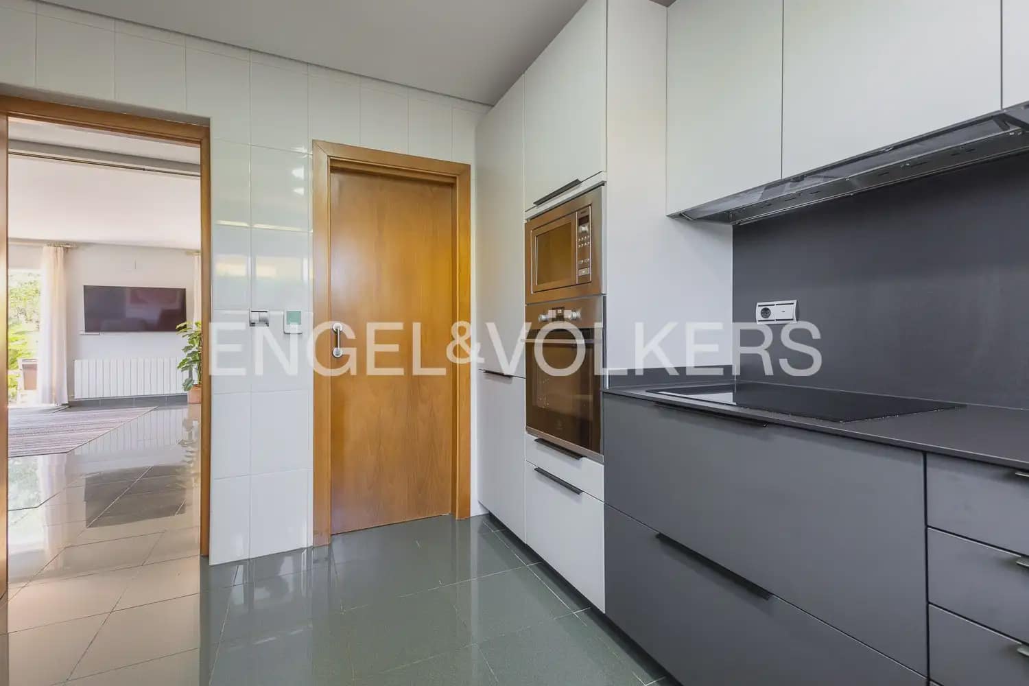4 slaapkamer Villa te koop in Denia met zwembad garage - € 579.000 (Ref: 9898223)