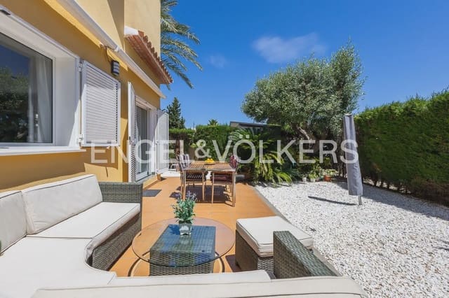 4 slaapkamer Villa te koop in Les Bassetes - El Marjal, Dénia met zwembad garage - € 579.000 (Ref: 9898223)