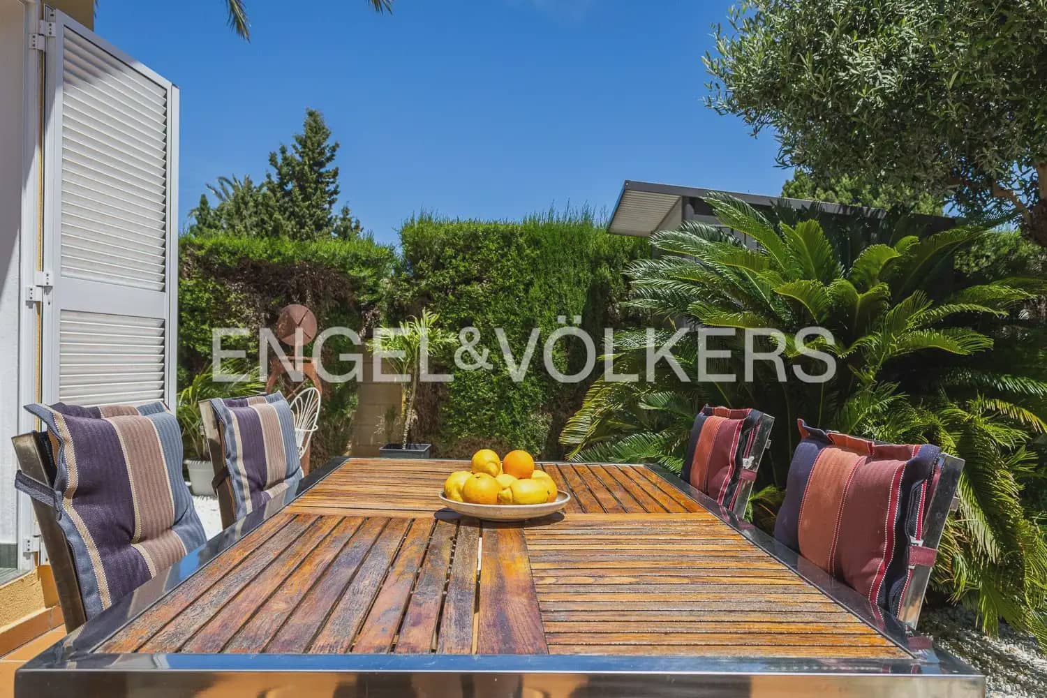 4 slaapkamer Villa te koop in Denia met zwembad garage - € 579.000 (Ref: 9898223)
