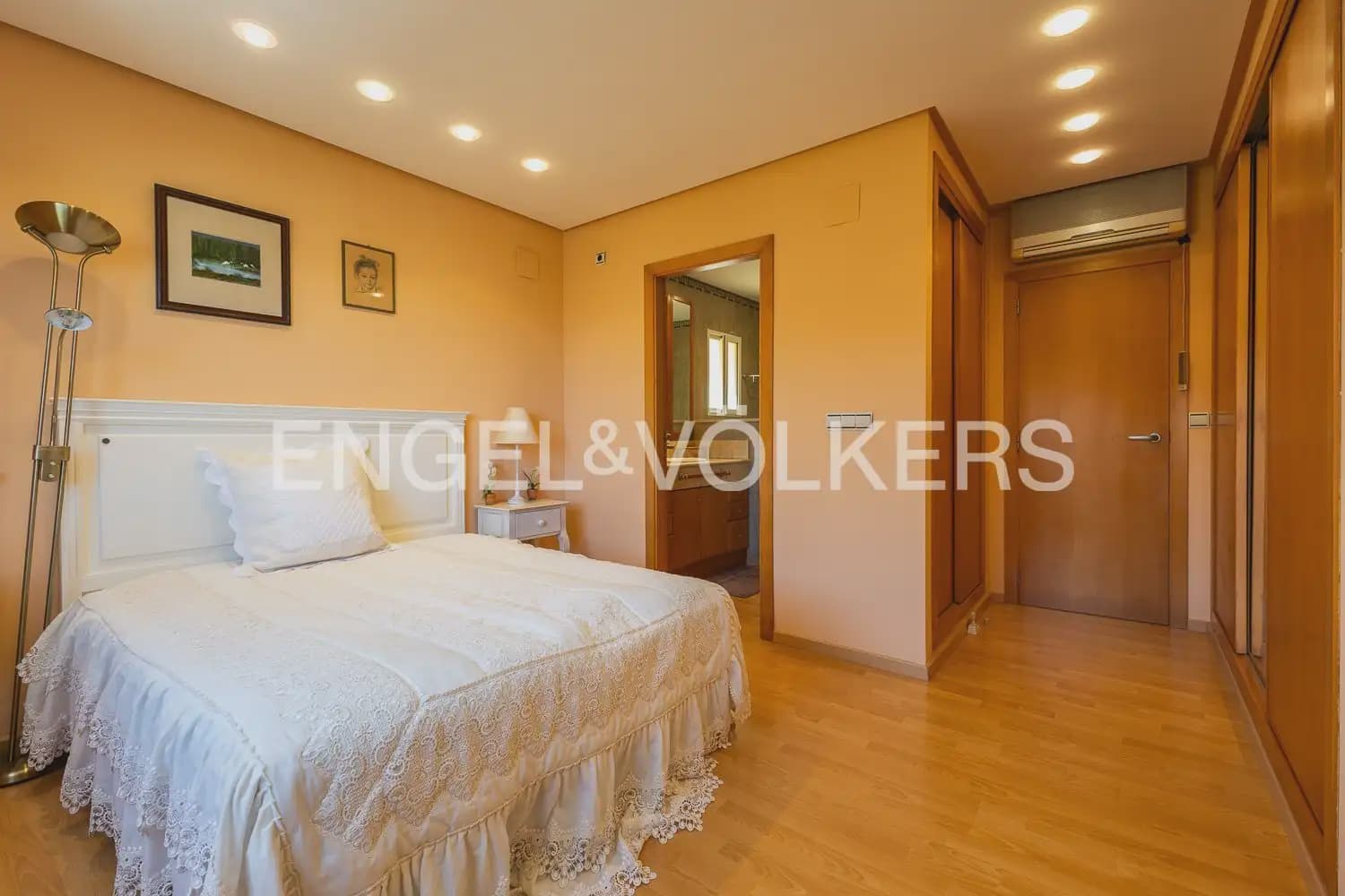 4 slaapkamer Villa te koop in Denia met zwembad garage - € 579.000 (Ref: 9898223)