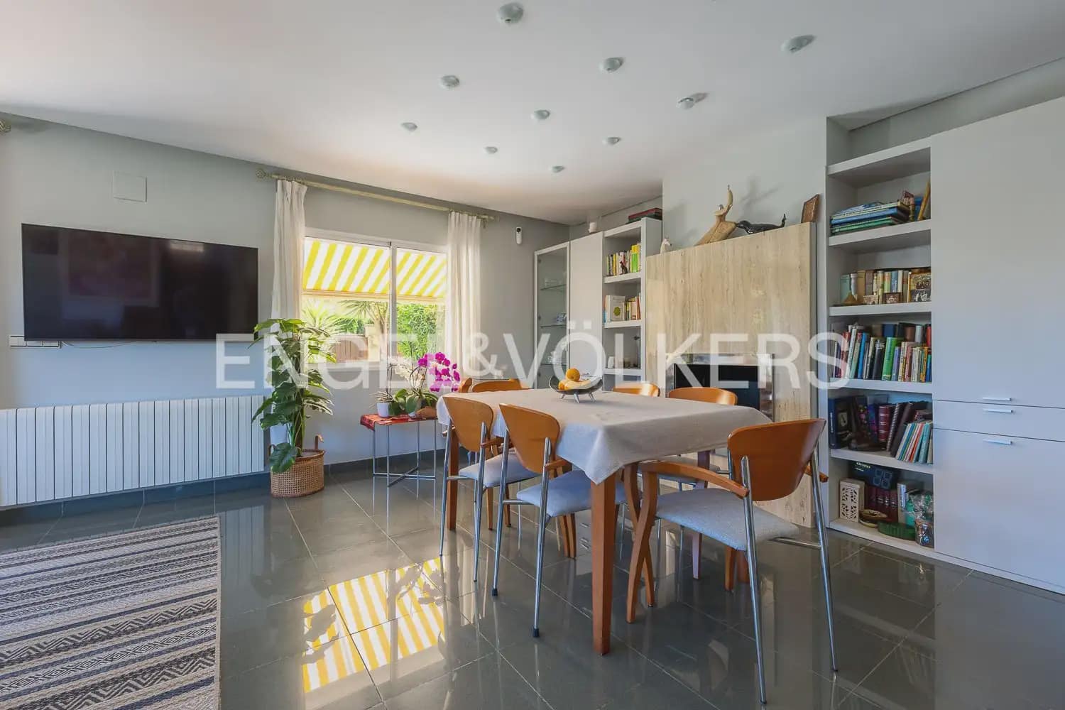 4 slaapkamer Villa te koop in Denia met zwembad garage - € 579.000 (Ref: 9898223)