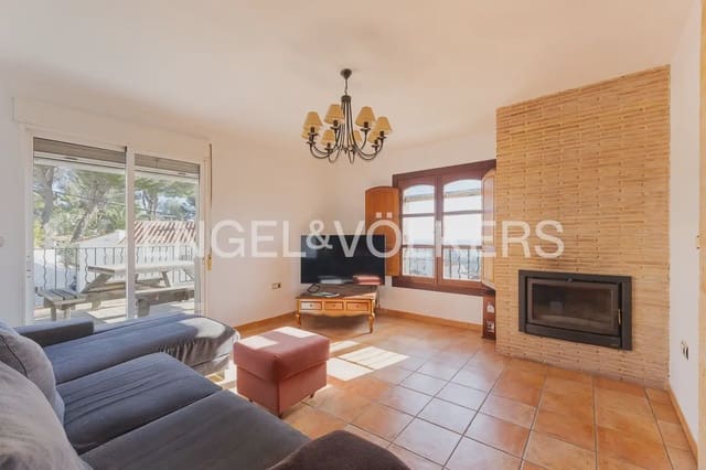 8 makuuhuone Huvila myytävänä paikassa Oliva Pueblo, Oliva mukana 
autotalli - 550 000 € (Ref: 9898224)