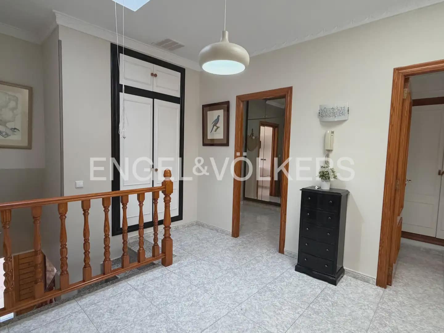 5 bedroom Townhouse for rent in Valencia city - € 4,000 (Ref: 9898225)