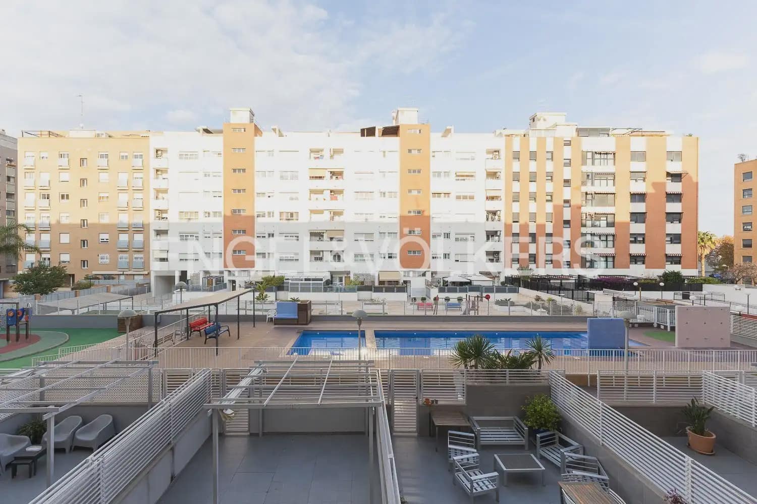 3 quarto Casa em Banda para venda em Valencia cidade com piscina garagem - 795 000 € (Ref: 9898226)
